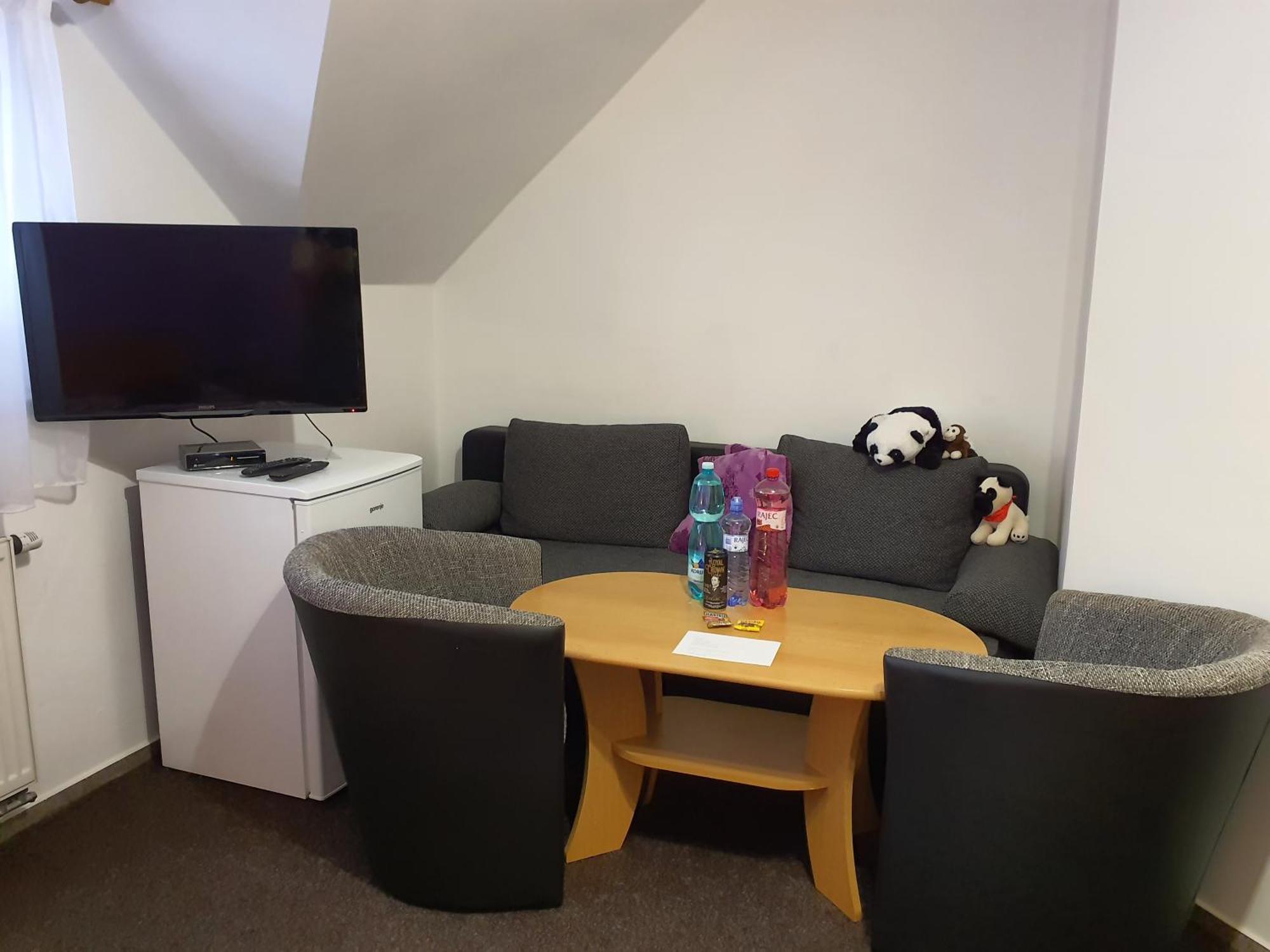 Apartmany - Privat Pacholik โรกีนีซ นัด ยีเซอโร ภายนอก รูปภาพ