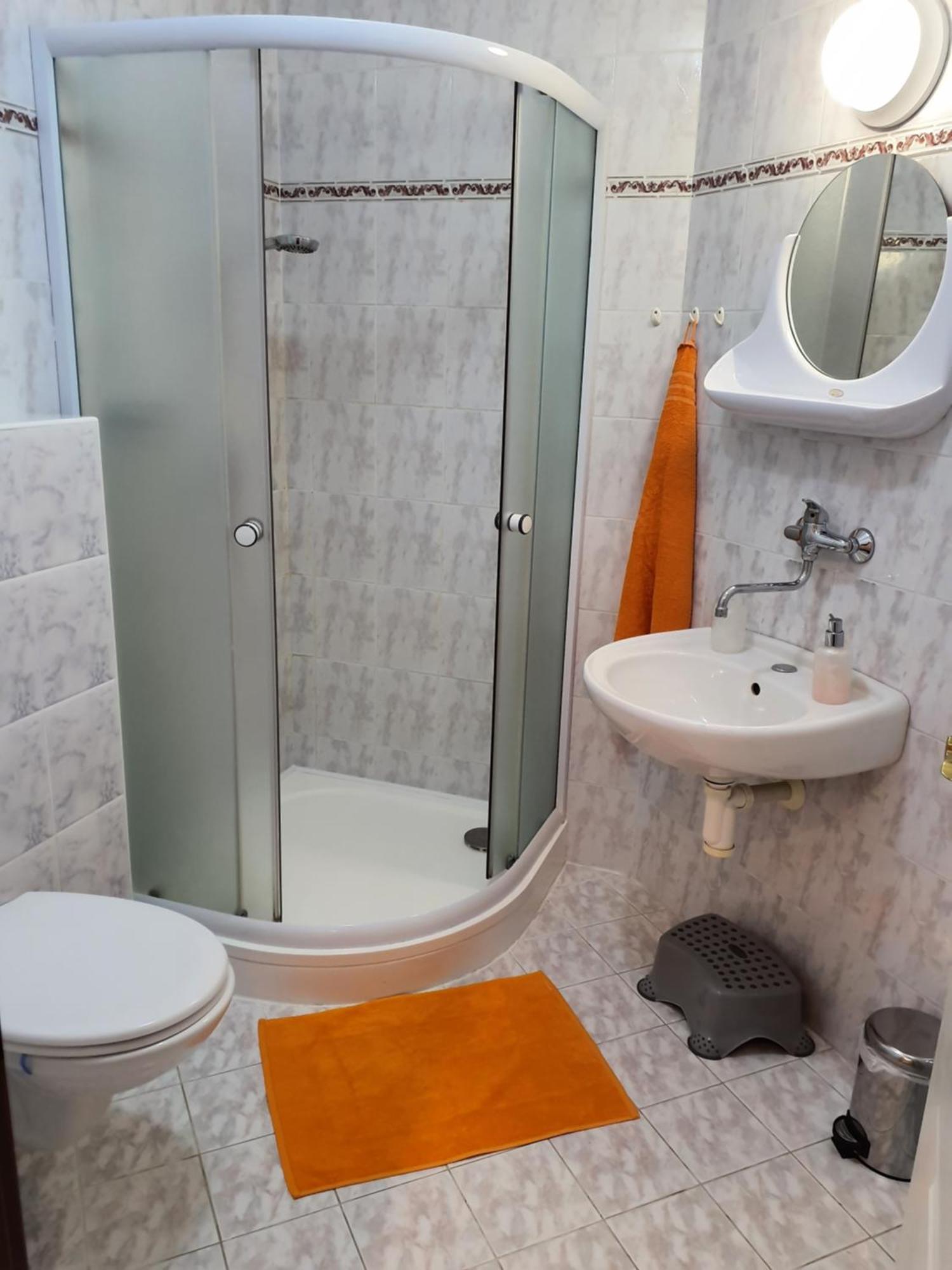 Apartmany - Privat Pacholik โรกีนีซ นัด ยีเซอโร ภายนอก รูปภาพ