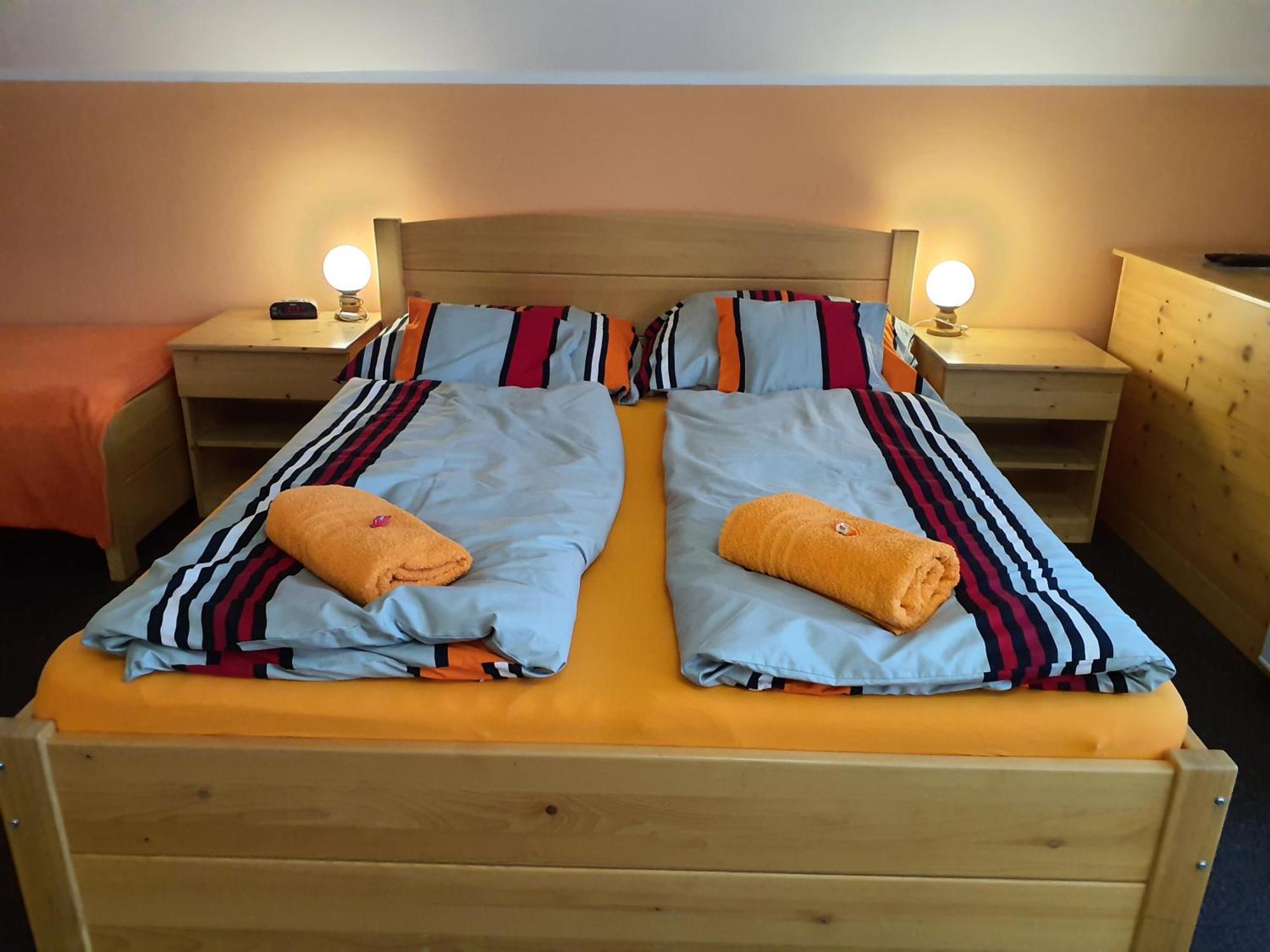 Apartmany - Privat Pacholik โรกีนีซ นัด ยีเซอโร ภายนอก รูปภาพ
